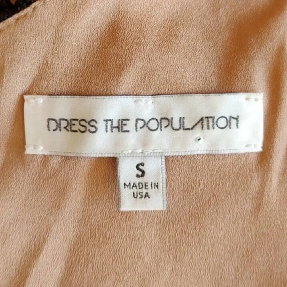 DRESS THE POPULATION | ‘Marion’ Lace Romper - Picture 7 of 8